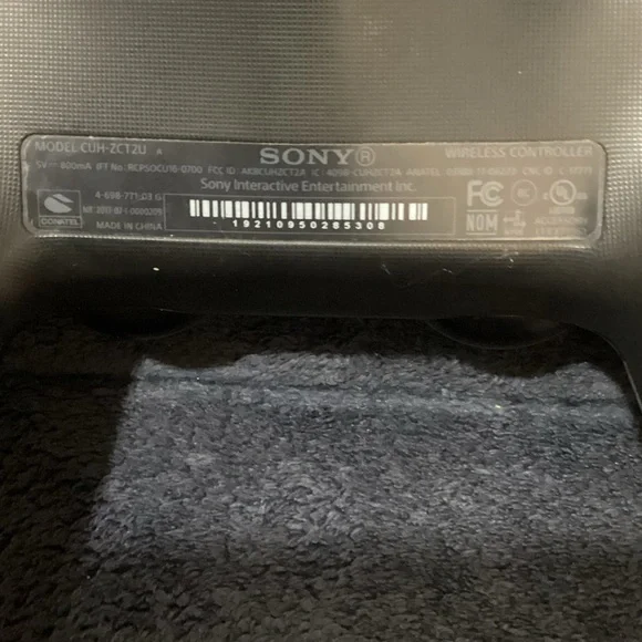 Preowned Not Tested Sony Original DualShock 4 Controllers - Black Pair - Picture 3 of 13